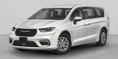 2023 Chrysler Pacifica Touring L's photo