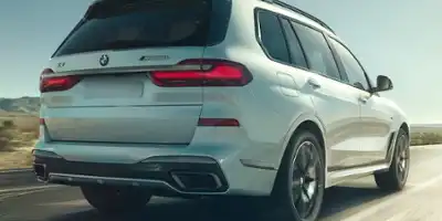 2020 BMW X7 M50i's photo