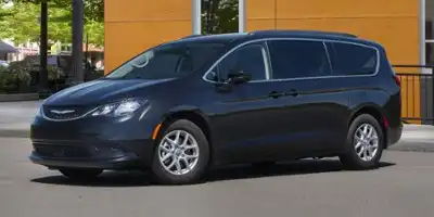 2023 Chrysler Voyager LX's photo