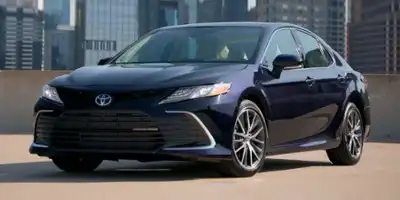 2023 Toyota Camry SE's photo