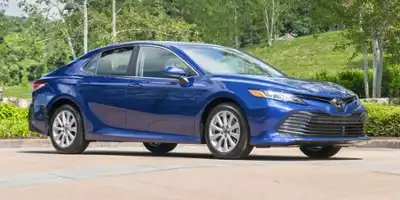 2019 Toyota Camry 2.5 Auto SE's photo