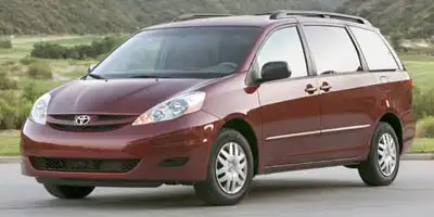 2006 Toyota Sienna LE 7-Passenger's photo