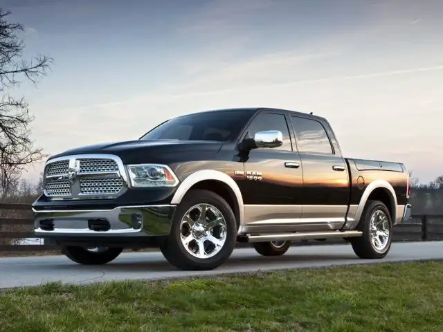 2017 RAM 1500 Laramie 4x4 Crew Cab 5'7's photo