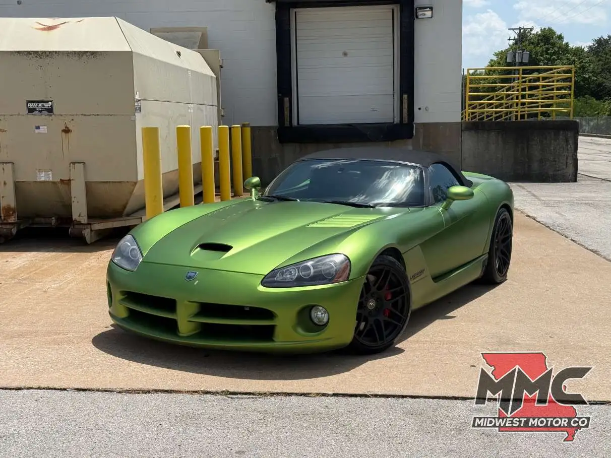 2004 Dodge Viper SRT-10's photo