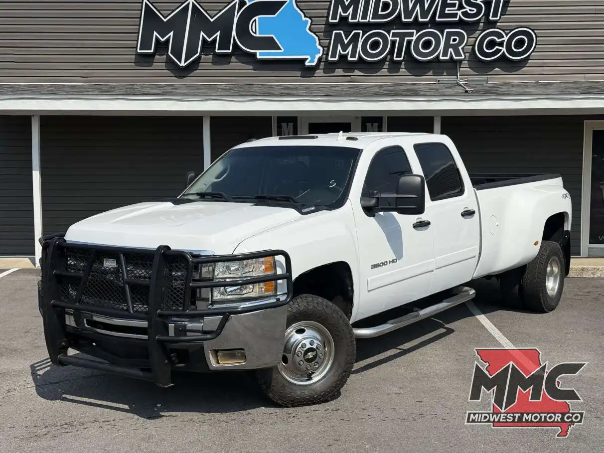 2007 Chevrolet Silverado HD LTZ 4WD Crew Cab DRW's photo