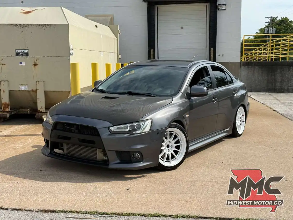 2010 Mitsubishi Lancer Evolution MR's photo