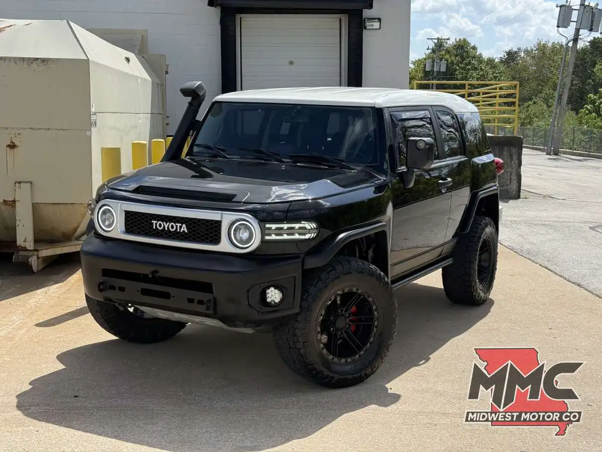 2012 Toyota FJ Cruiser 4WD AT's photo