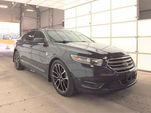 2017 Ford Taurus SEL AWD's photo