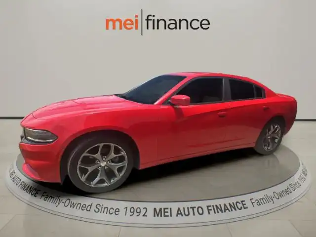 2015 Dodge Charger SXT's photo
