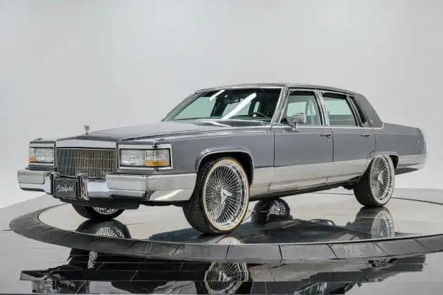 1991 Cadillac Brougham's photo
