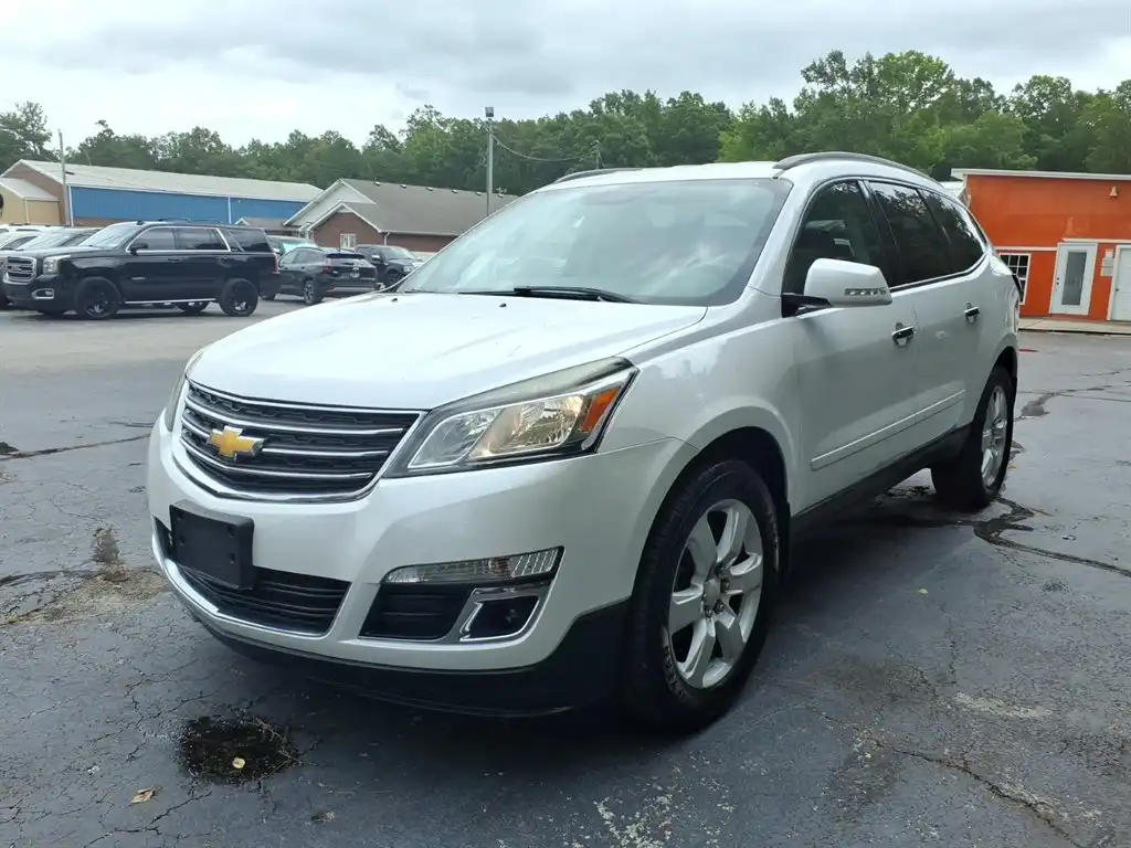 2016 Chevrolet Traverse 1LT FWD's photo