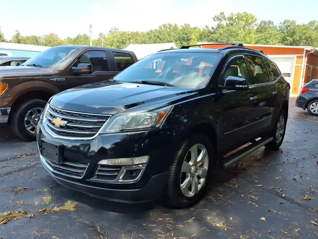 2017 Chevrolet Traverse Premier FWD's photo