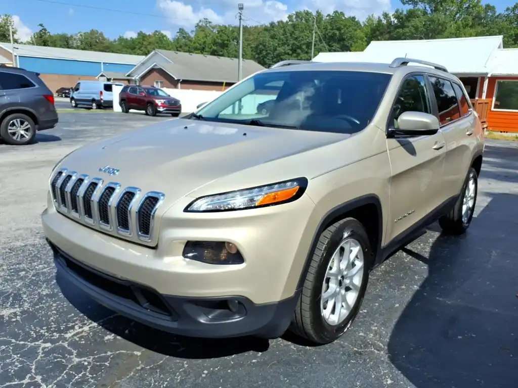 2015 Jeep Cherokee Latitude's photo