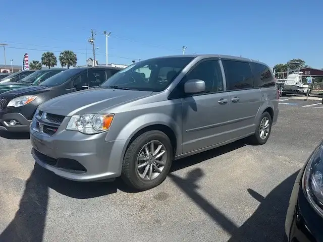 2015 Dodge Grand Caravan SE Plus's photo