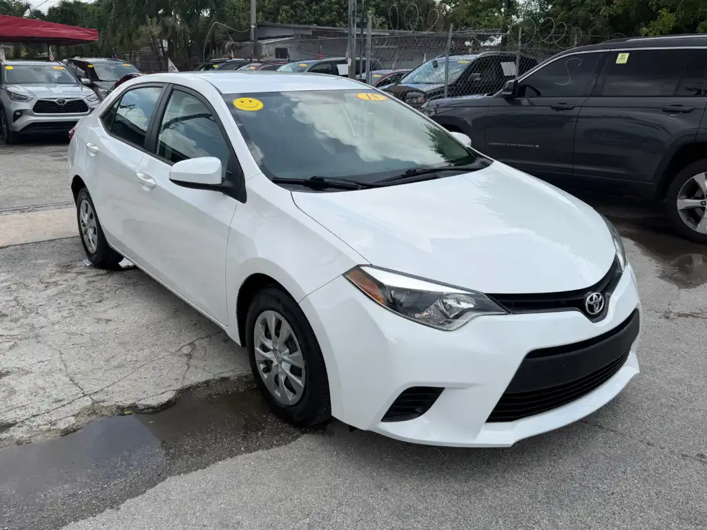 2015 Toyota Corolla L AT's photo