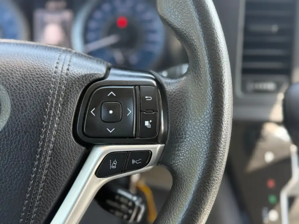2020 Toyota Sienna L V6 7-Passenger FWD's photo