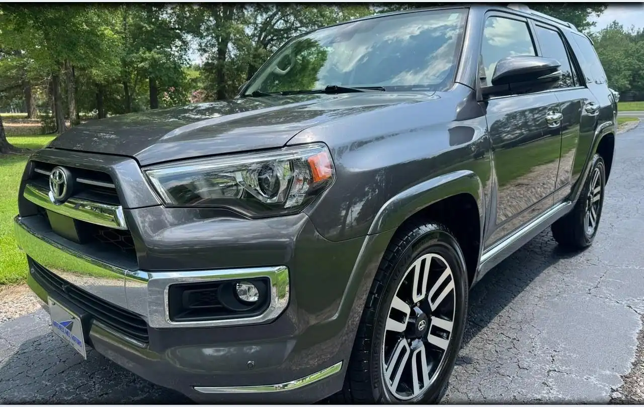 2022 Toyota 4Runner Limited 4WD V6's photo
