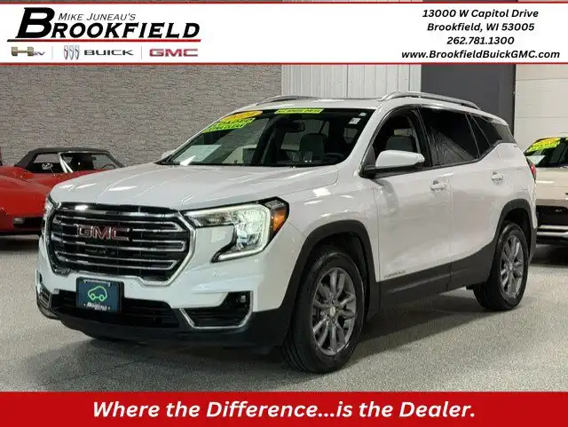 2024 GMC Terrain SLT AWD's photo