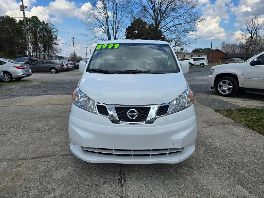 2017 Nissan NV200 SV's photo