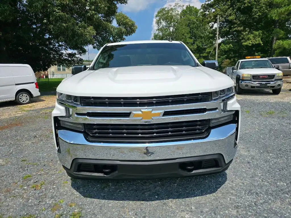 2021 Chevrolet Silverado 1500 LT 4X4 Crew Cab Short Box's photo