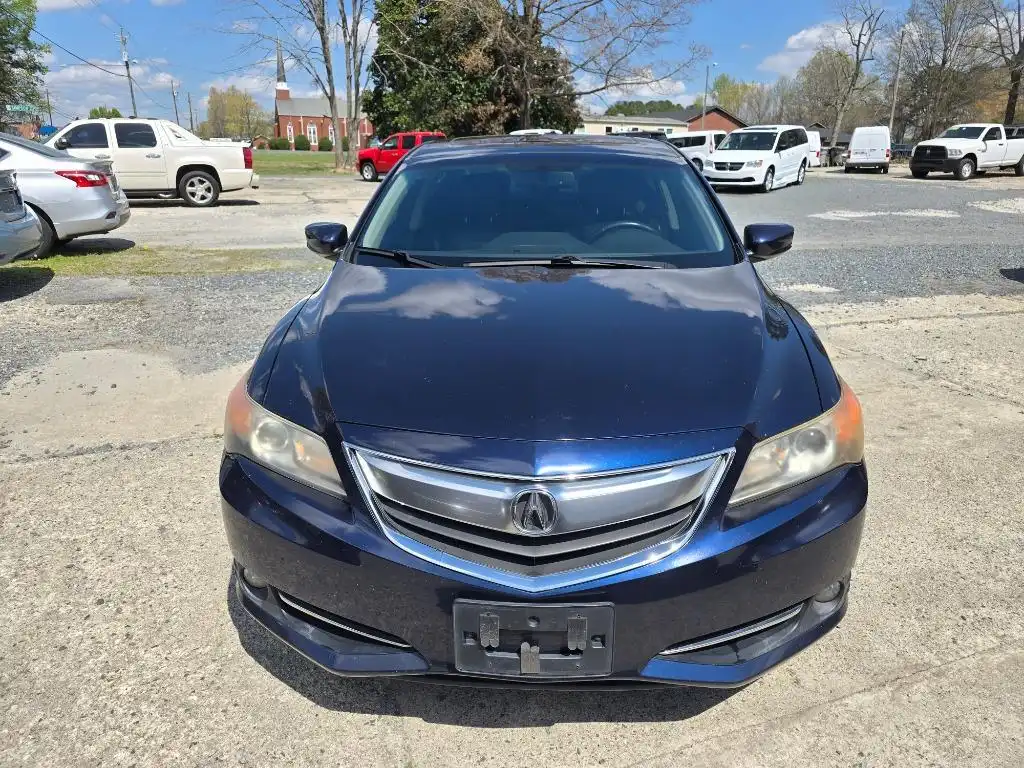 2013 Acura ILX Hybrid Technology's photo