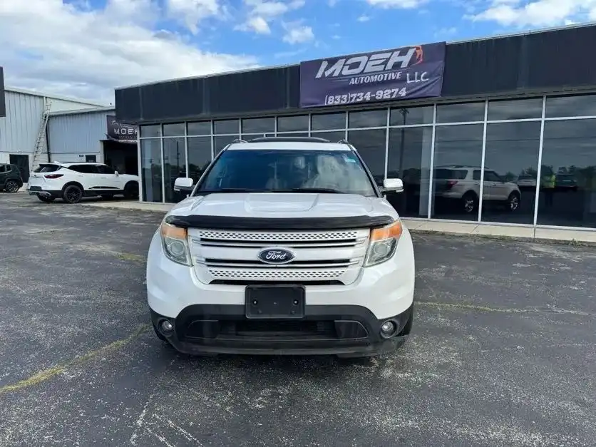 2013 Ford Explorer Limited's photo