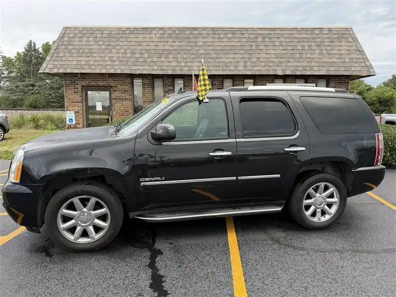 2013 GMC Yukon Denali AWD's photo