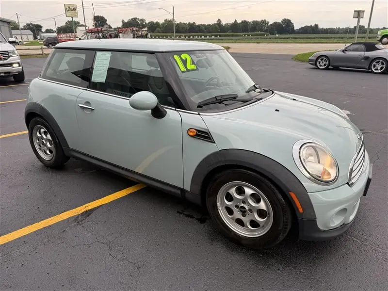2012 MINI Cooper Base photo 3