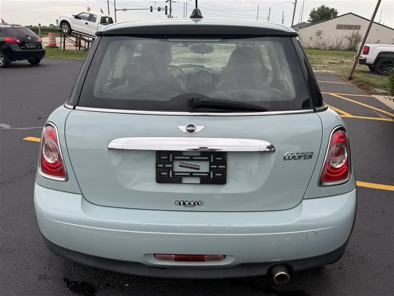 2012 MINI Cooper Base photo 4