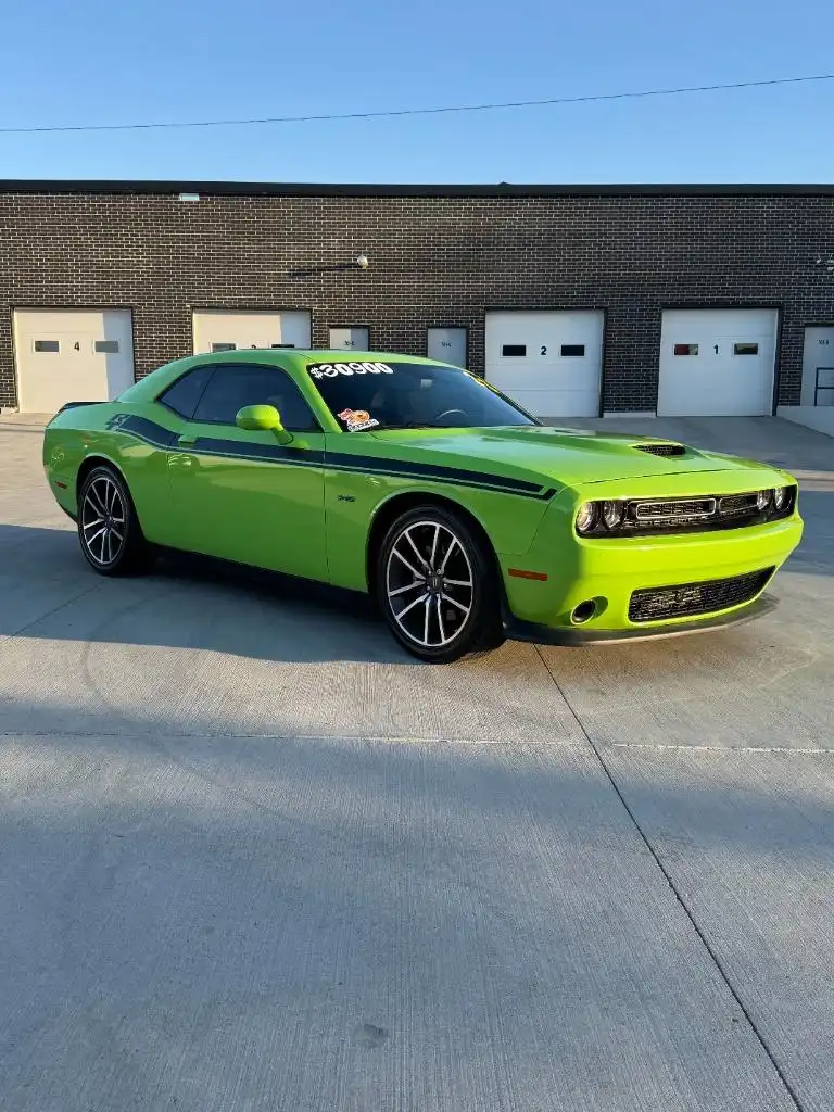 2023 Dodge Challenger R/T's photo