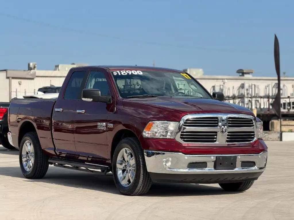2017 RAM 1500 Big Horn 4x4 Quad Cab 6'4's photo