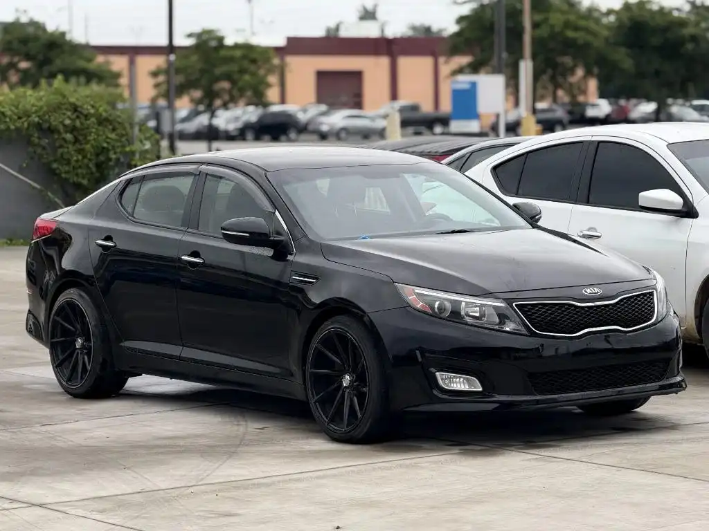 2015 Kia Optima LX AT's photo