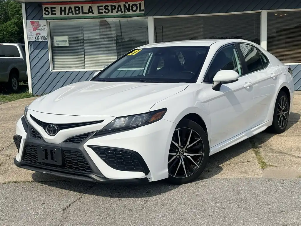 2021 Toyota Camry 2.5 Auto SE's photo