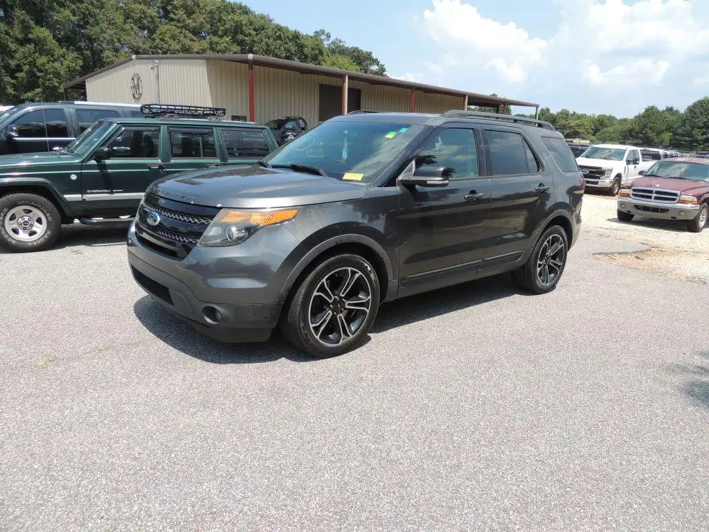 2015 Ford Explorer Sport 4x4's photo