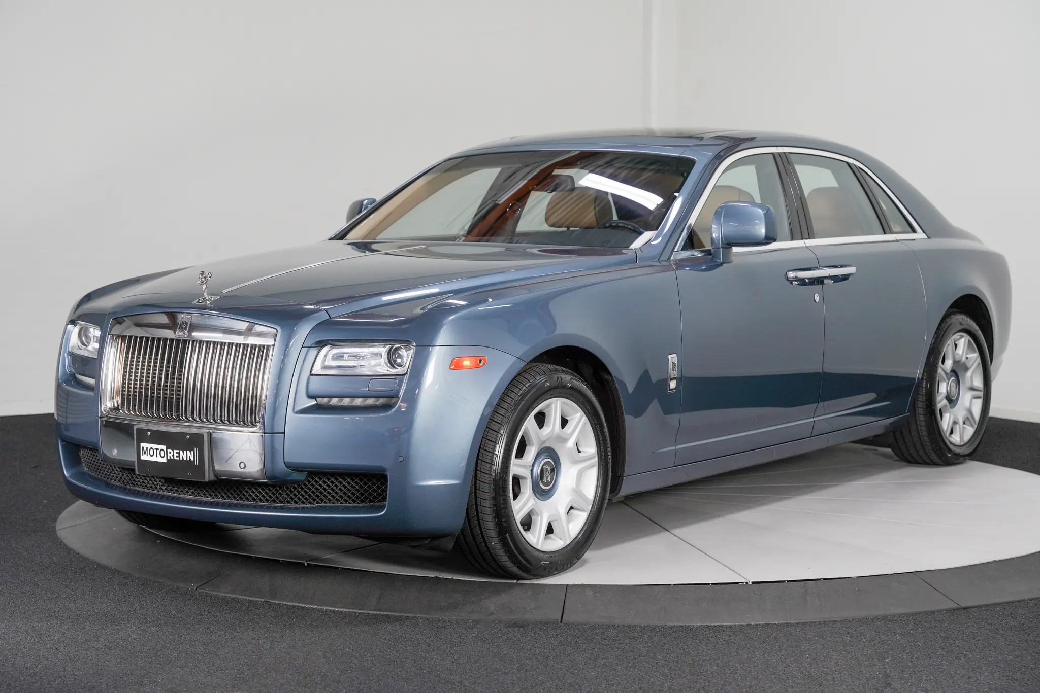 2011 Rolls-Royce Ghost Ghost photo 3