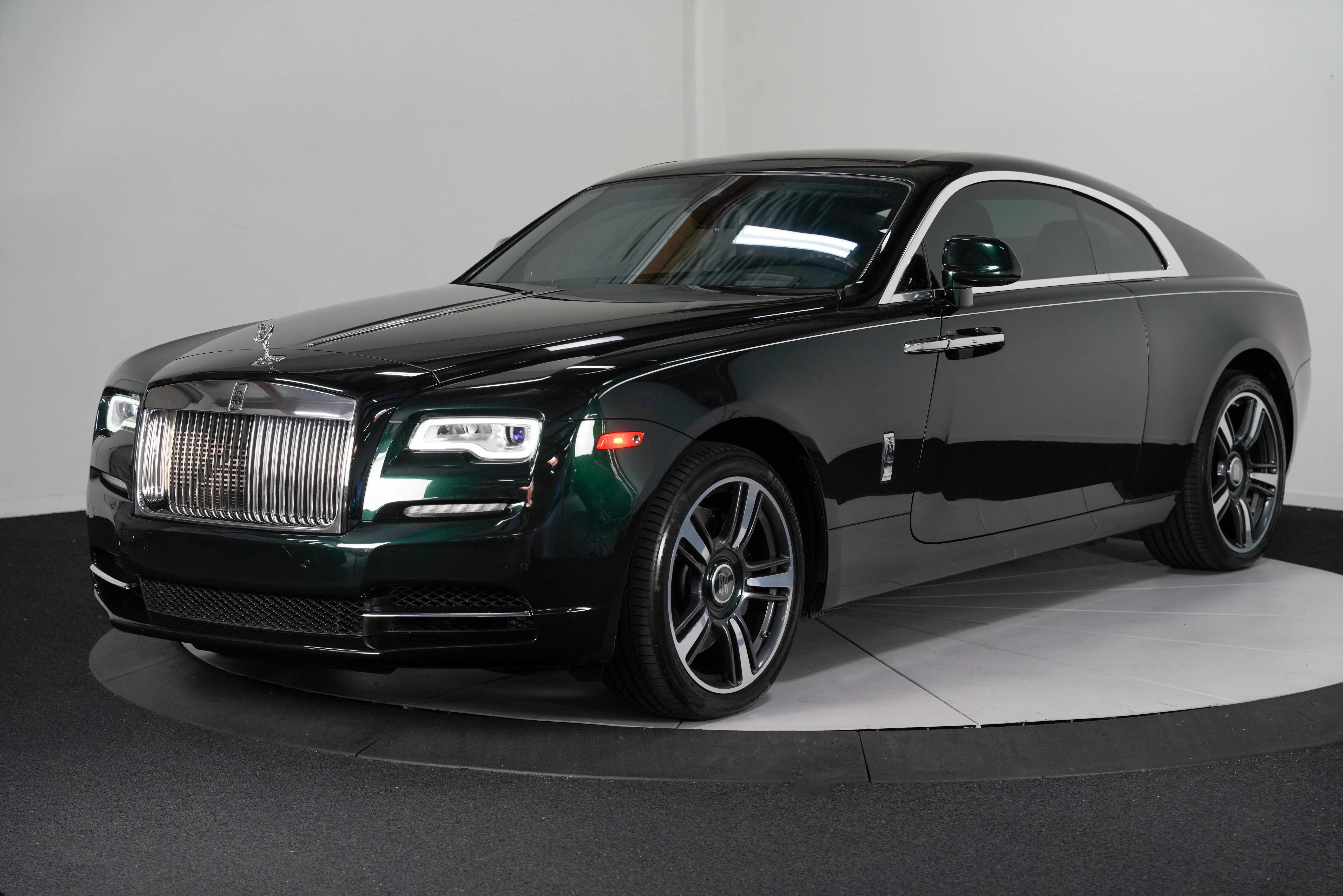 2017 Rolls-Royce Wraith Black Badge photo 5