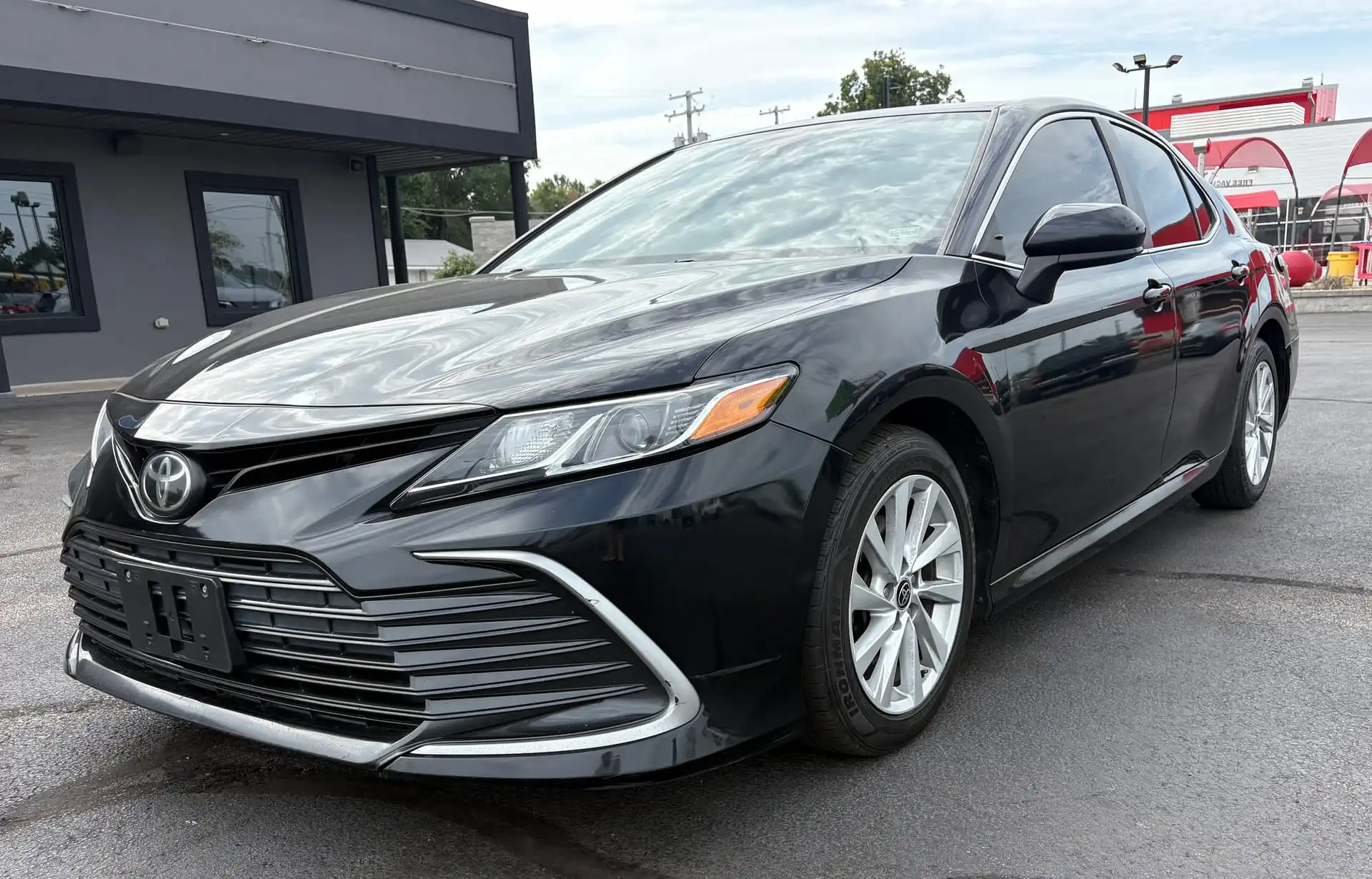 2021 Toyota Camry 2.5 Auto LE's photo