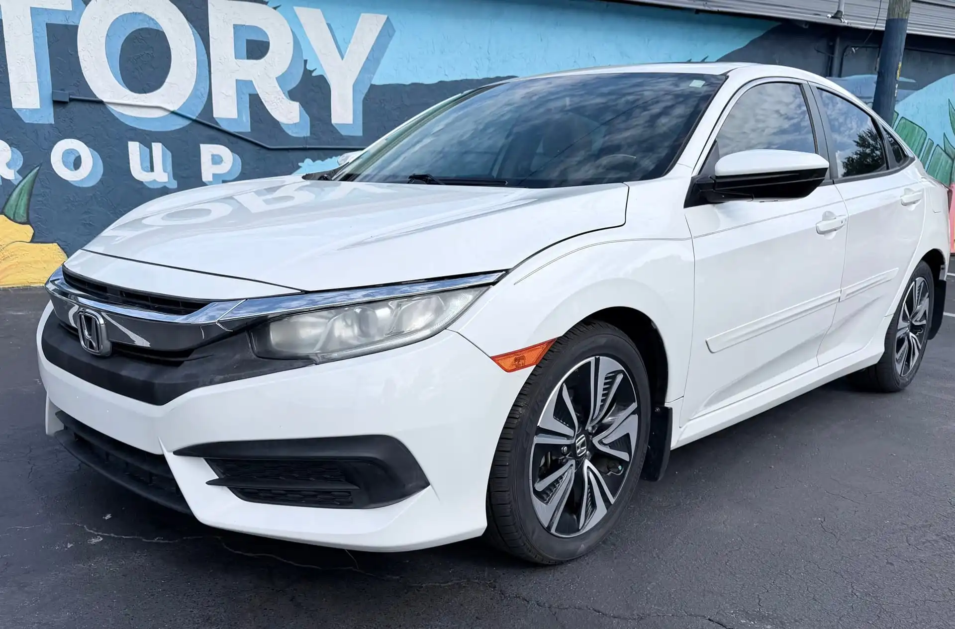 2017 Honda Civic EX-L CVT's photo