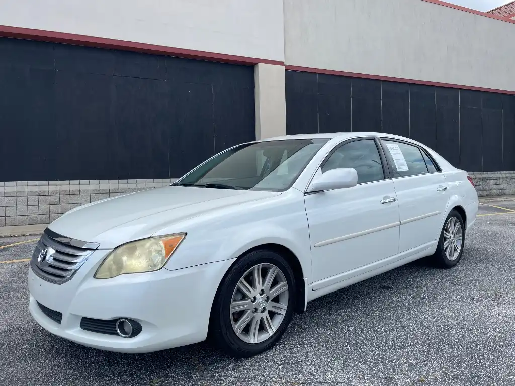 2008 Toyota Avalon Limited's photo