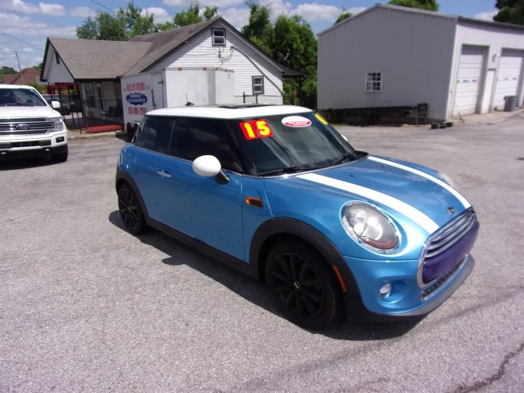 2015 MINI Cooper Base photo 4