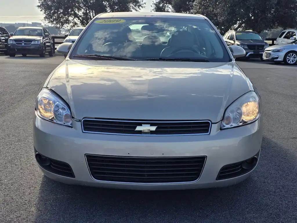 2009 Chevrolet Impala 2LT's photo