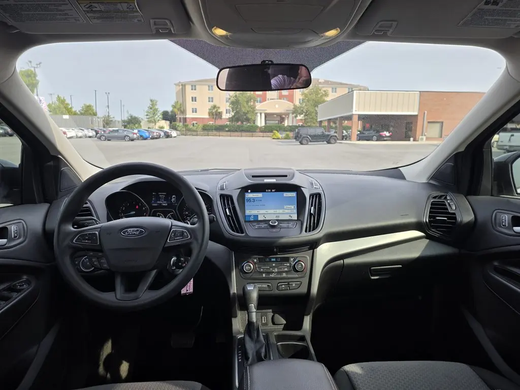 2017 Ford Escape SE photo 4