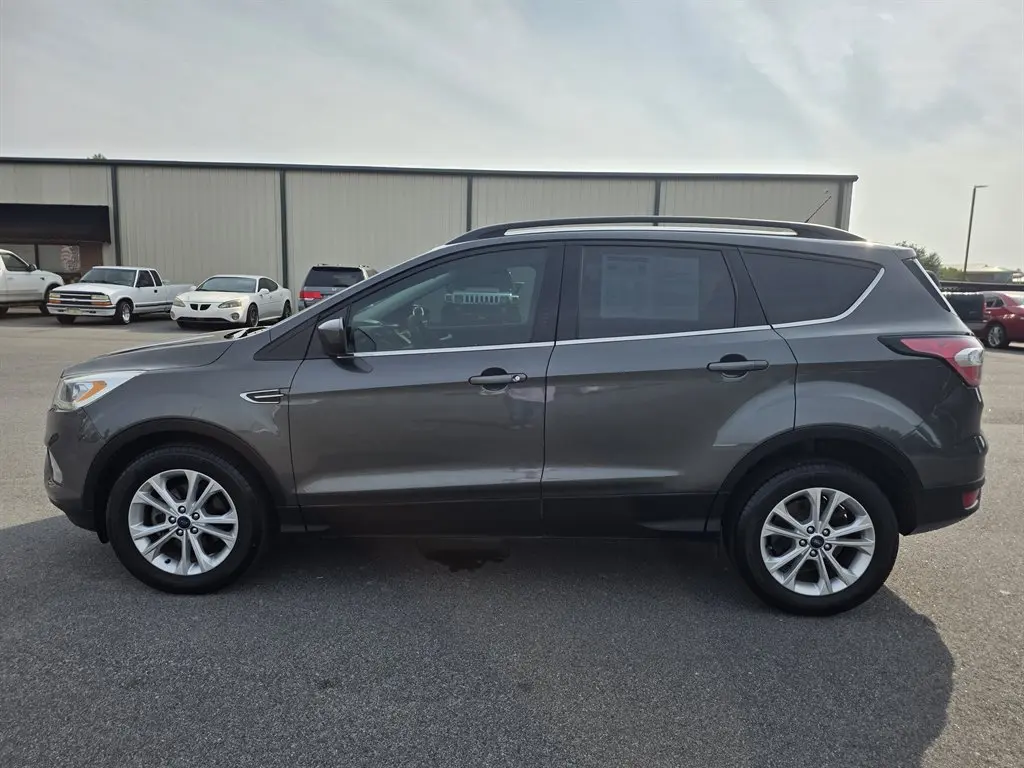 2017 Ford Escape SE photo 3