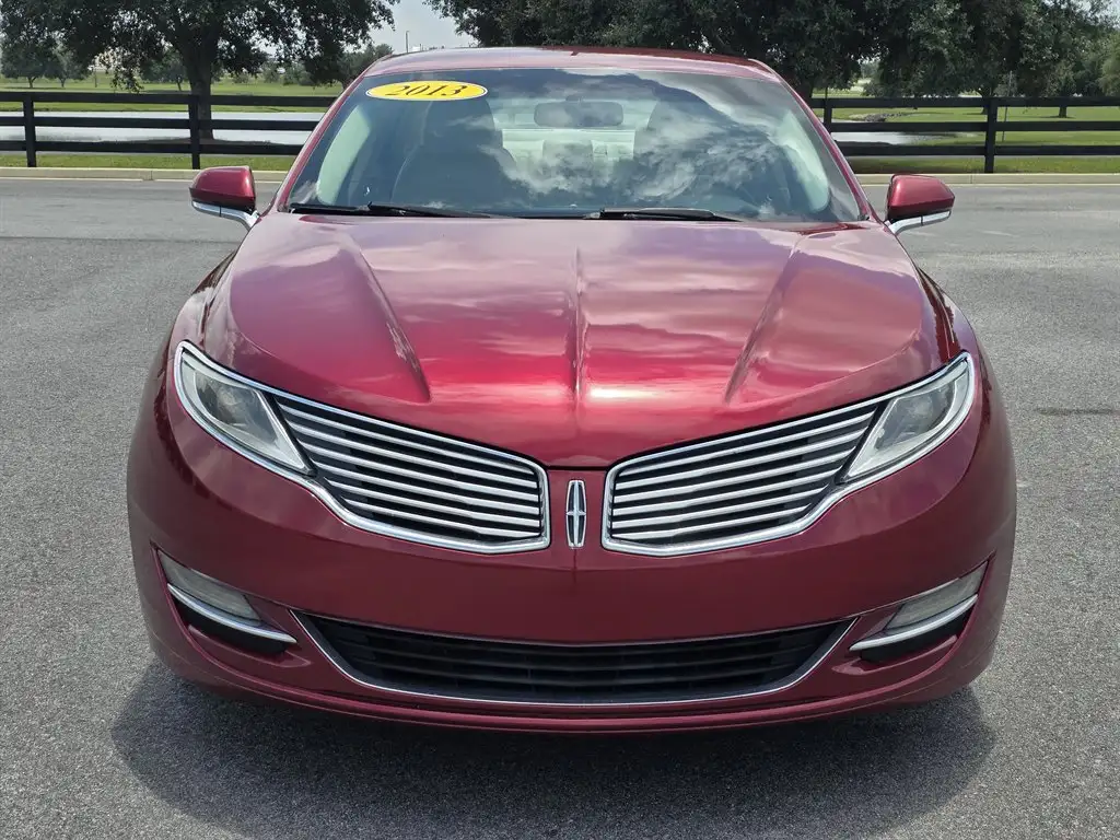 2013 Lincoln MKZ Front Wheel Drive's photo