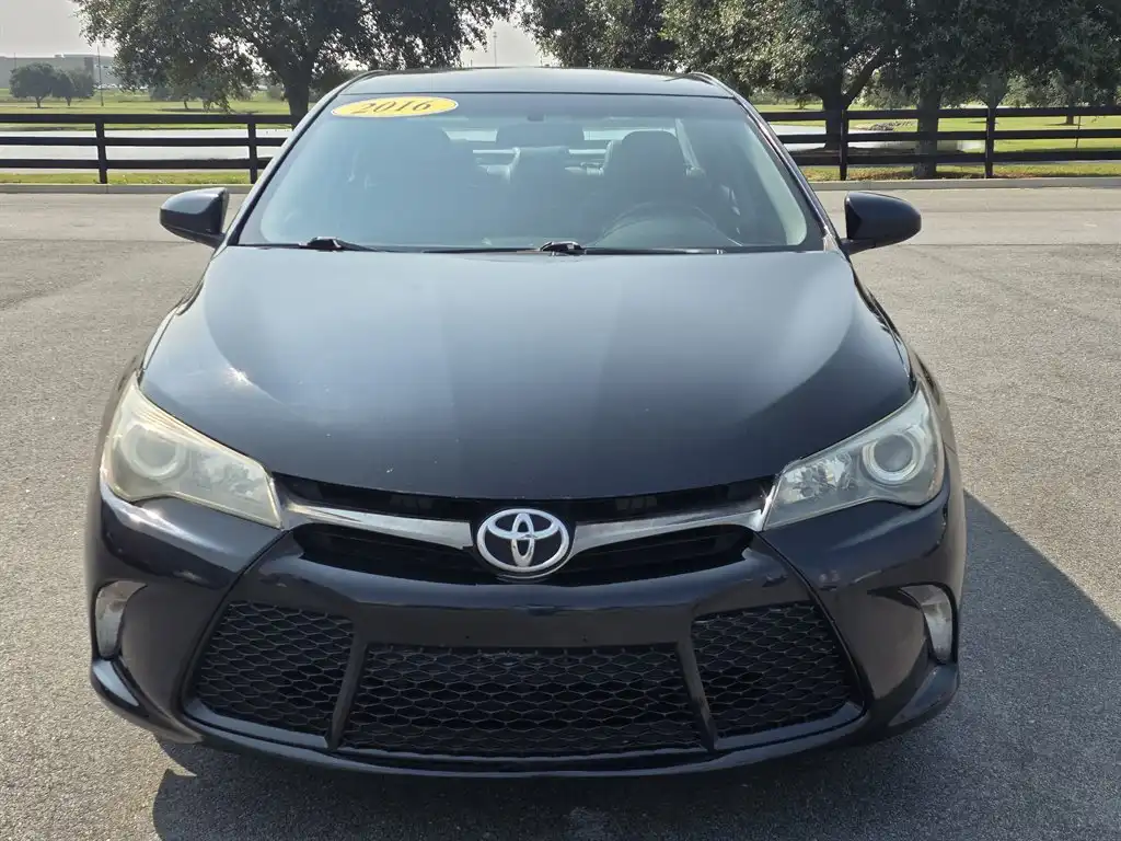 2016 Toyota Camry 2.5 Auto Special Edition's photo