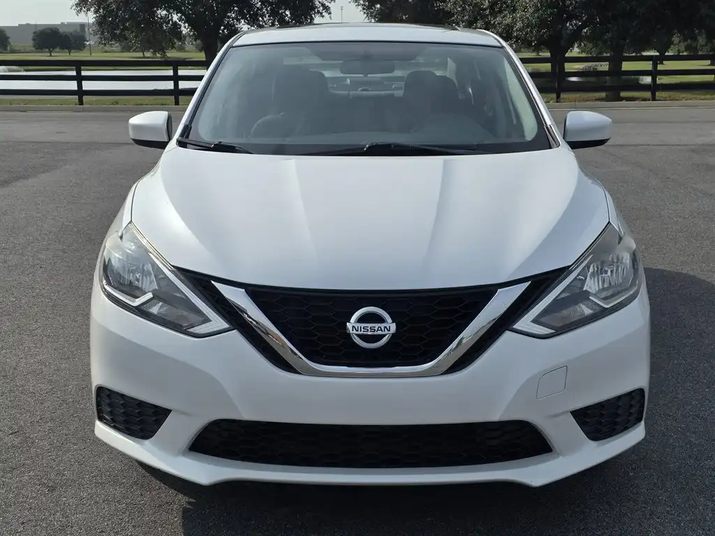 2016 Nissan Sentra SV CVT's photo