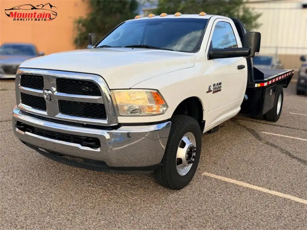 2016 RAM 3500 Tradesman Regular Cab LWB DRW's photo