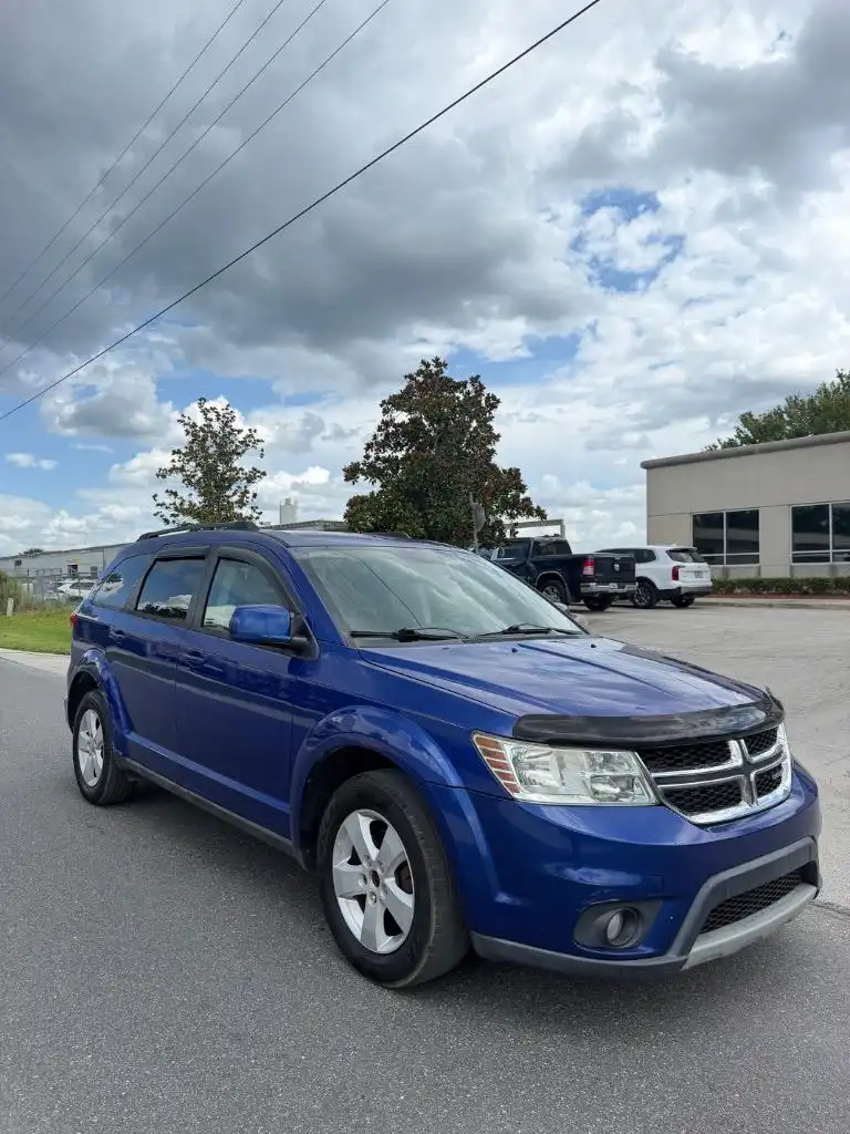 2012 Dodge Journey SXT FWD's photo