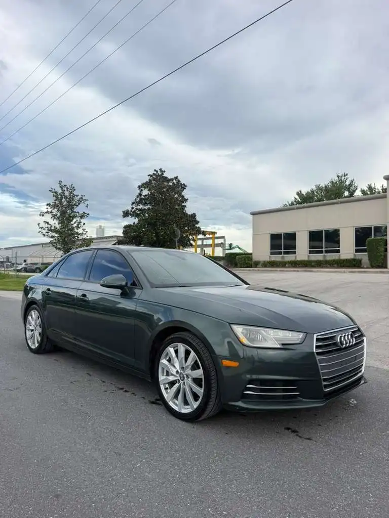 2017 Audi A4 2.0T Premium FWD S tronic's photo