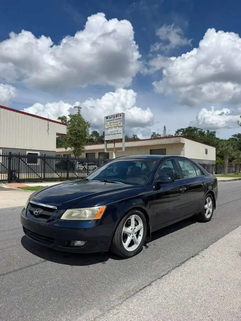 2006 Hyundai Sonata LX's photo